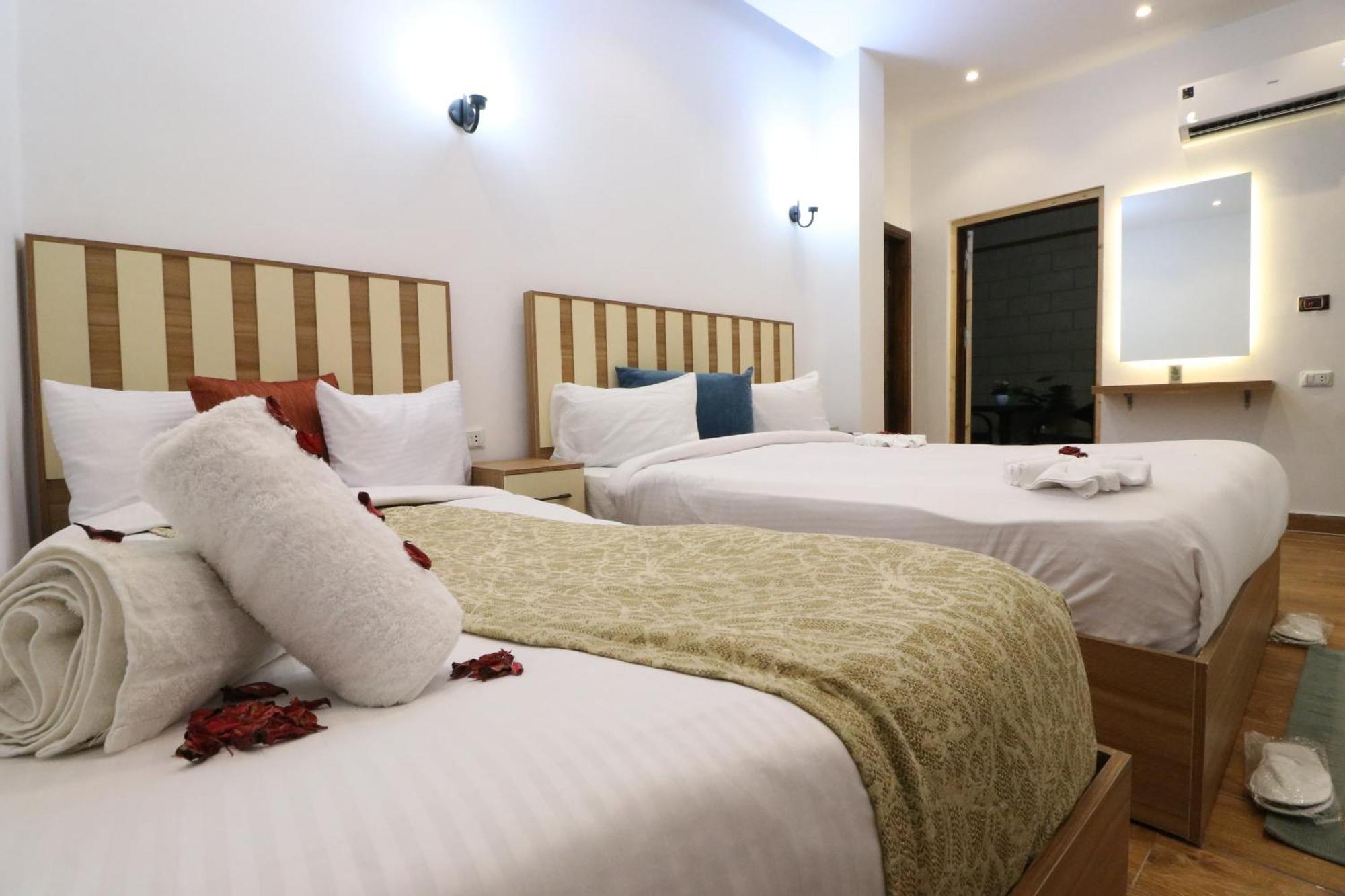 West Pyramids Hotel Kafret el-Gabal Exterior foto
